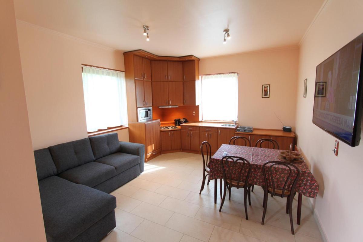 Velence Lake Apartman การ์ดอนนี ภายนอก รูปภาพ